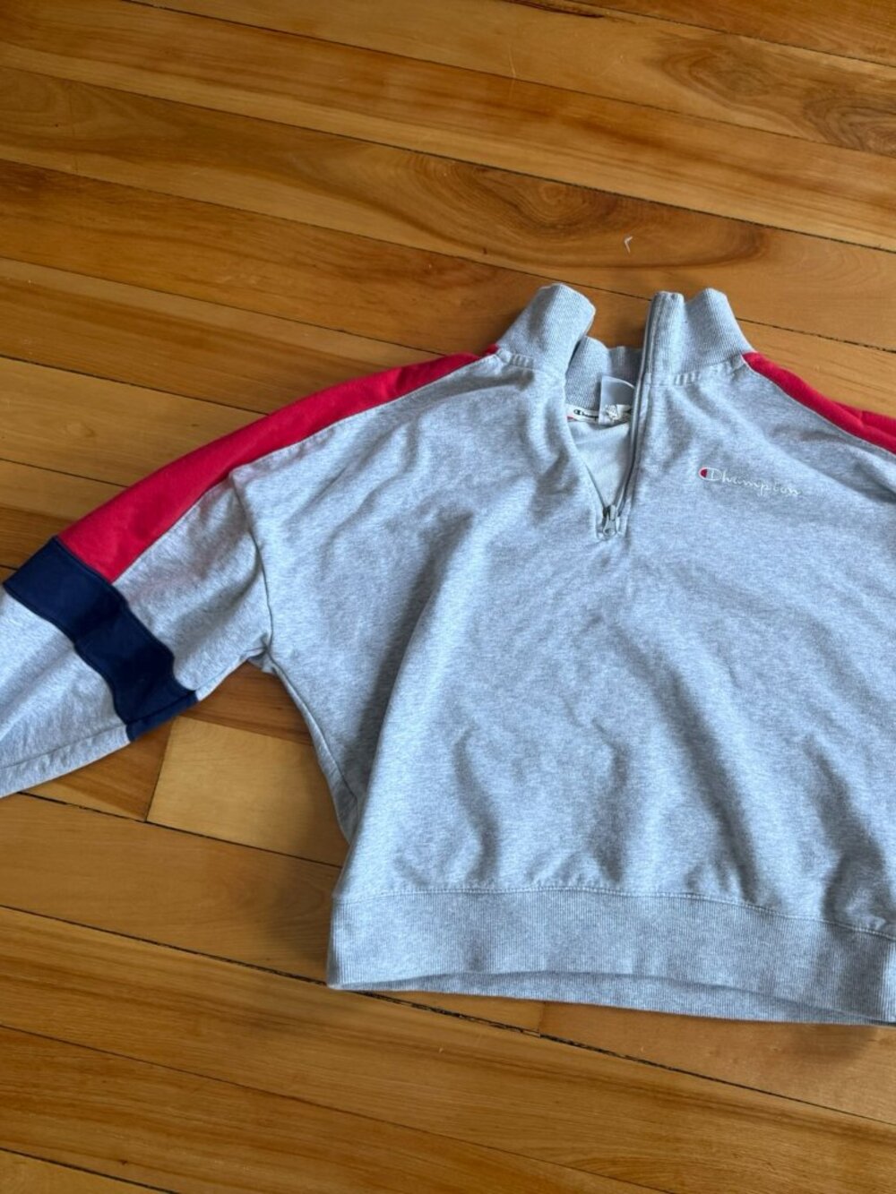 Champion Campus Quarter-Zip Sweater - M (Closet closing permanently 5/15!)